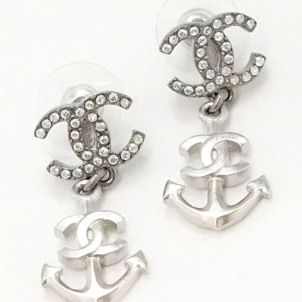 CHANEL CC Logos Rhinestone Anchor Stud Earrings Silver Tone 18A Auth w/Box